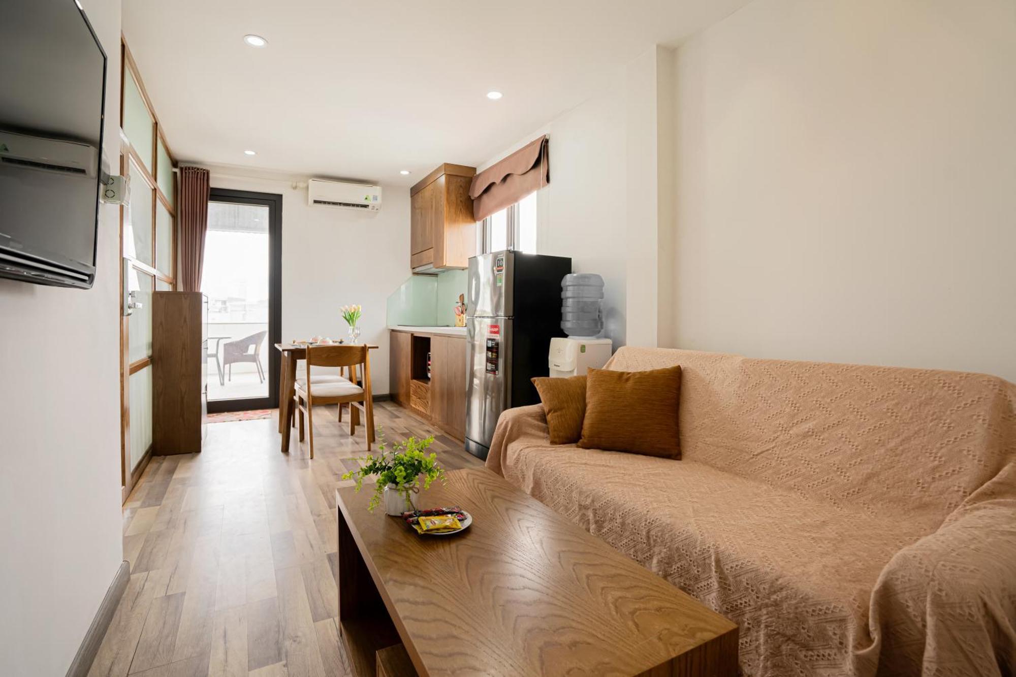 22Housing Hotel & Residence 60 Linh Lang Ханой Екстериор снимка