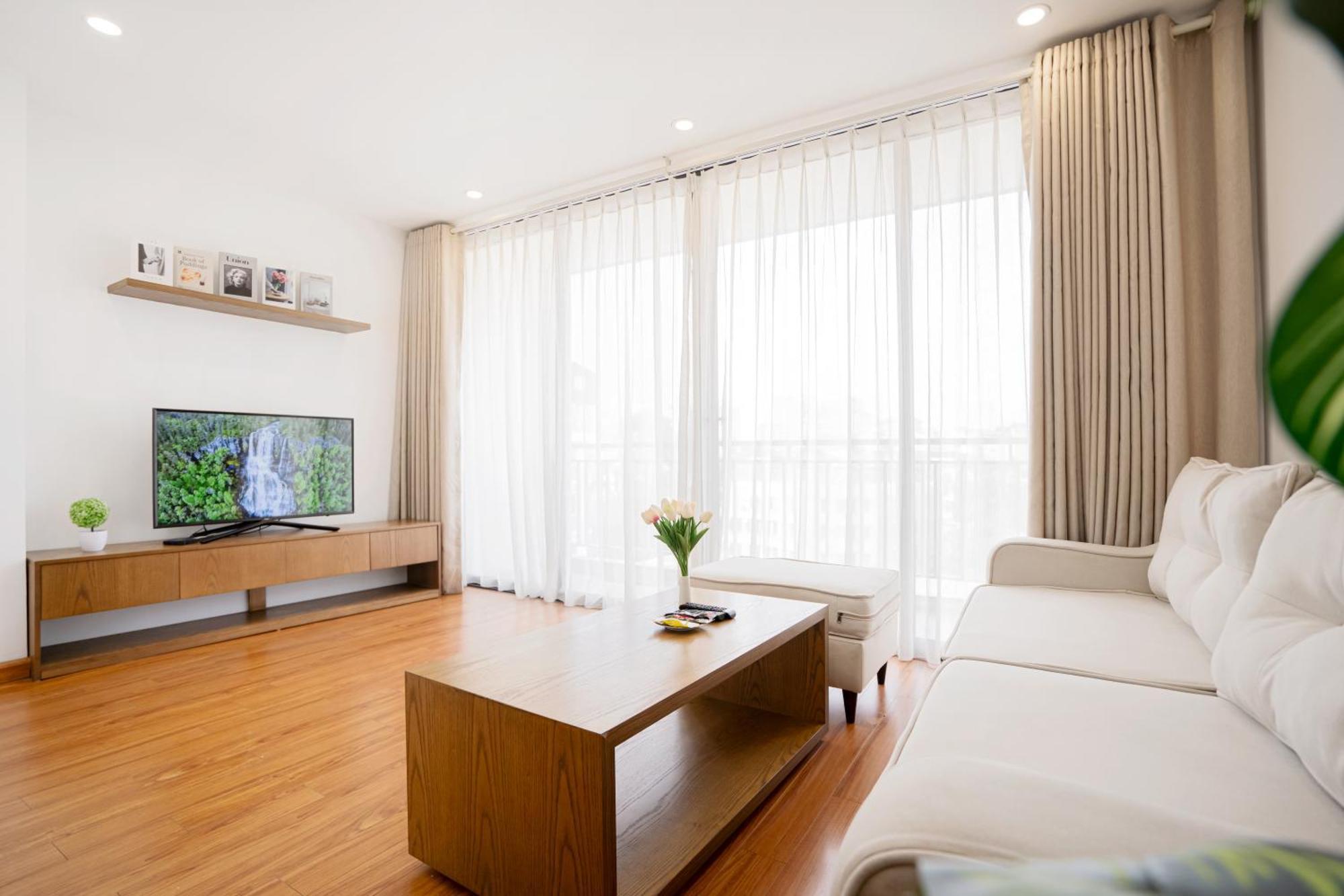 22Housing Hotel & Residence 60 Linh Lang Ханой Екстериор снимка