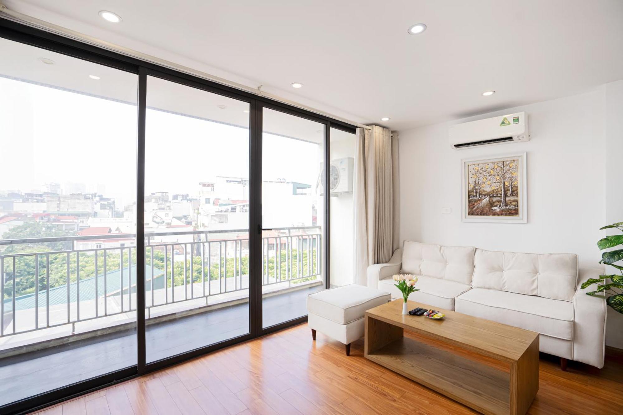 22Housing Hotel & Residence 60 Linh Lang Ханой Екстериор снимка