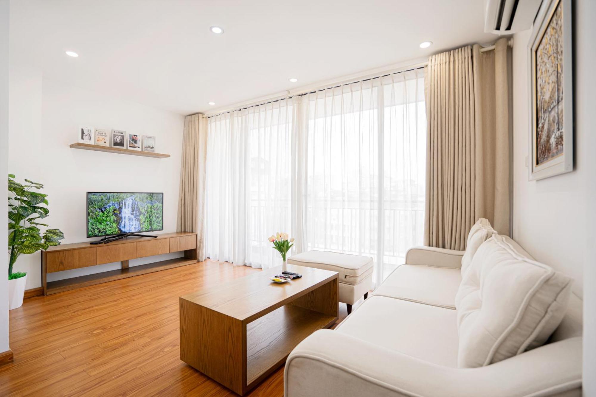 22Housing Hotel & Residence 60 Linh Lang Ханой Екстериор снимка