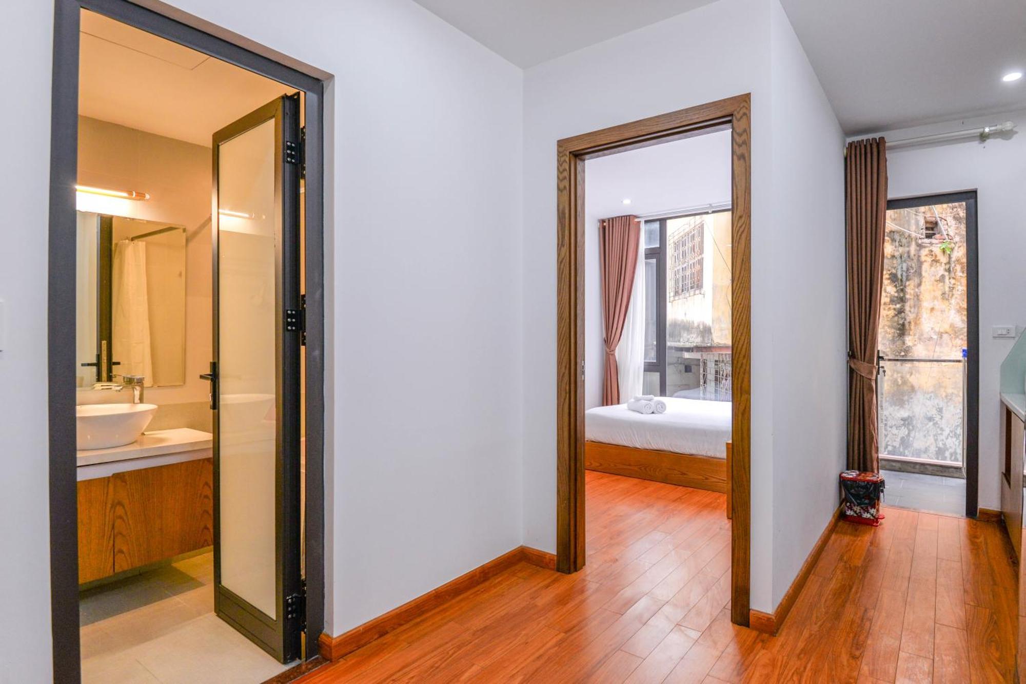 22Housing Hotel & Residence 60 Linh Lang Ханой Екстериор снимка